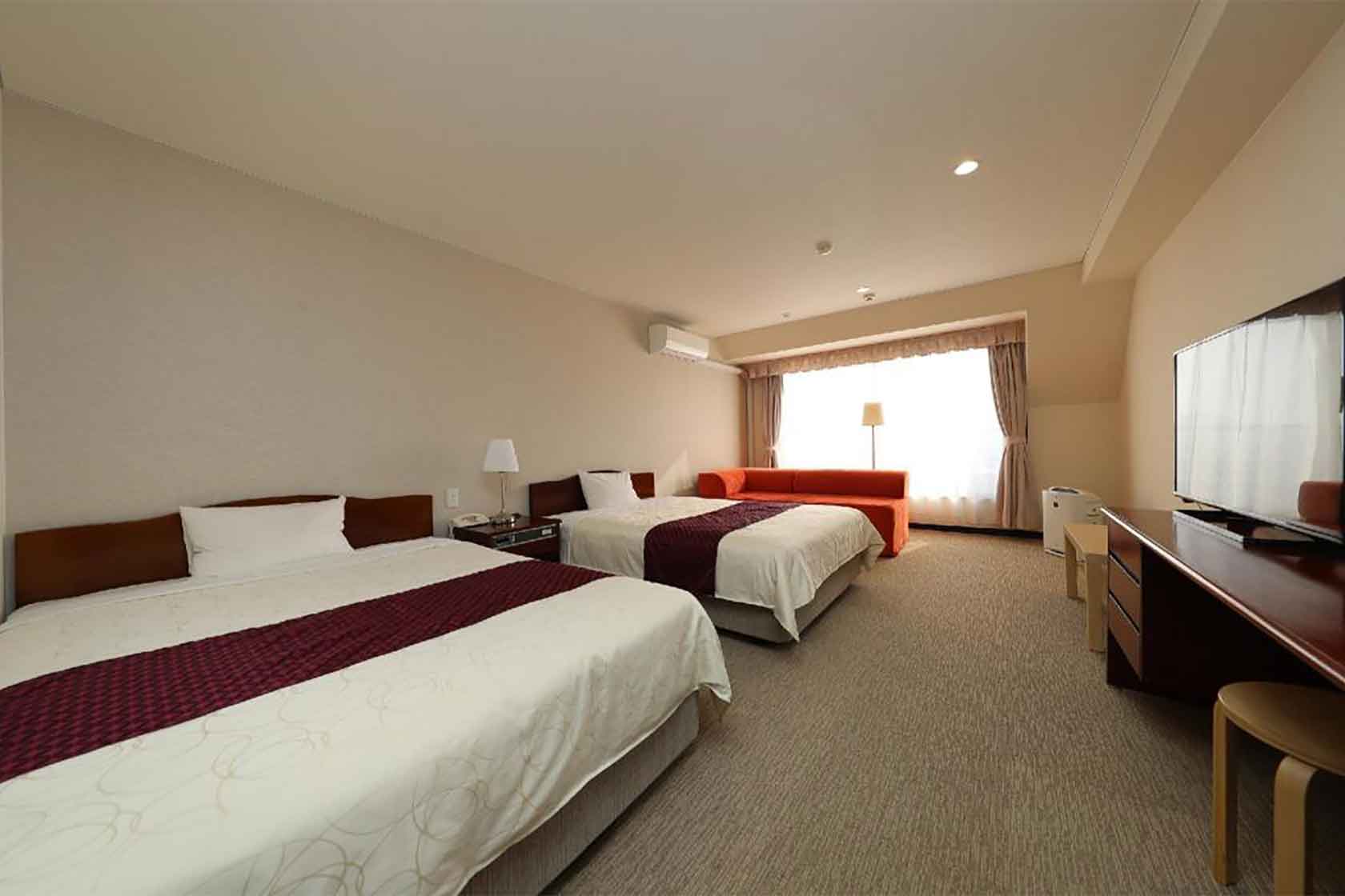 HOTEL 21