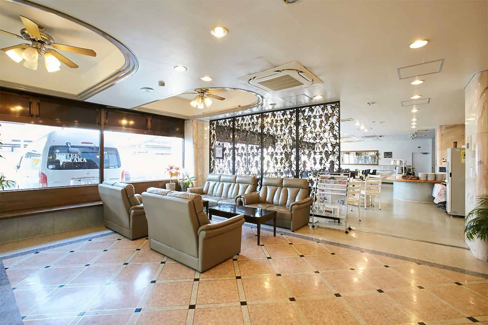 ホテルサンプラスユタカ