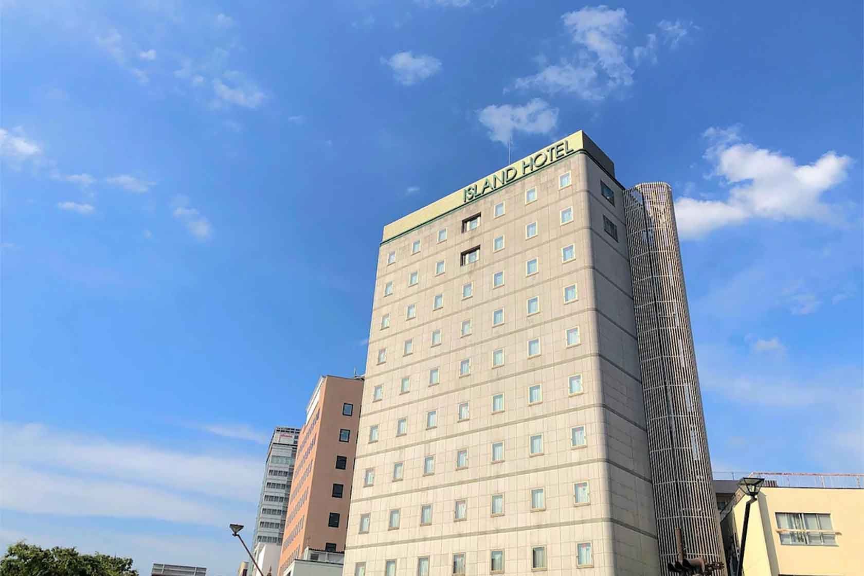 アイランドホテル