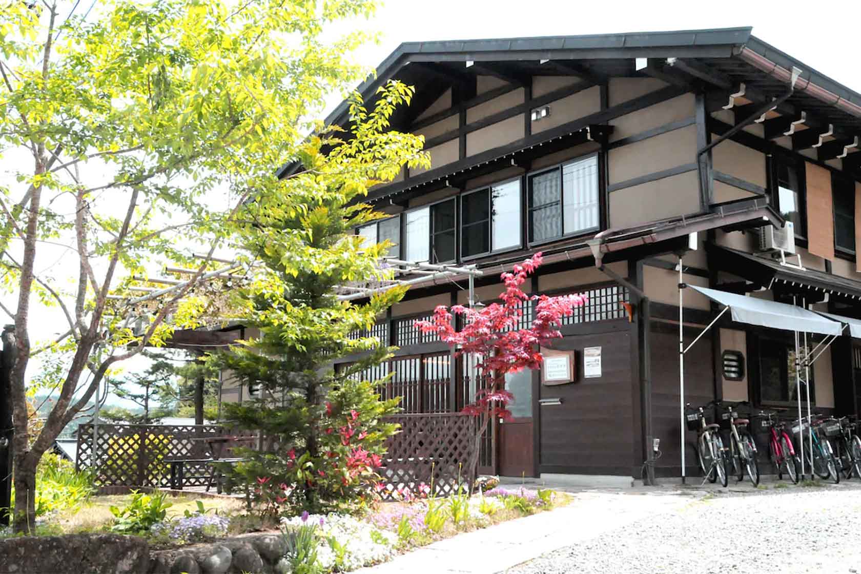 桜ゲストハウス