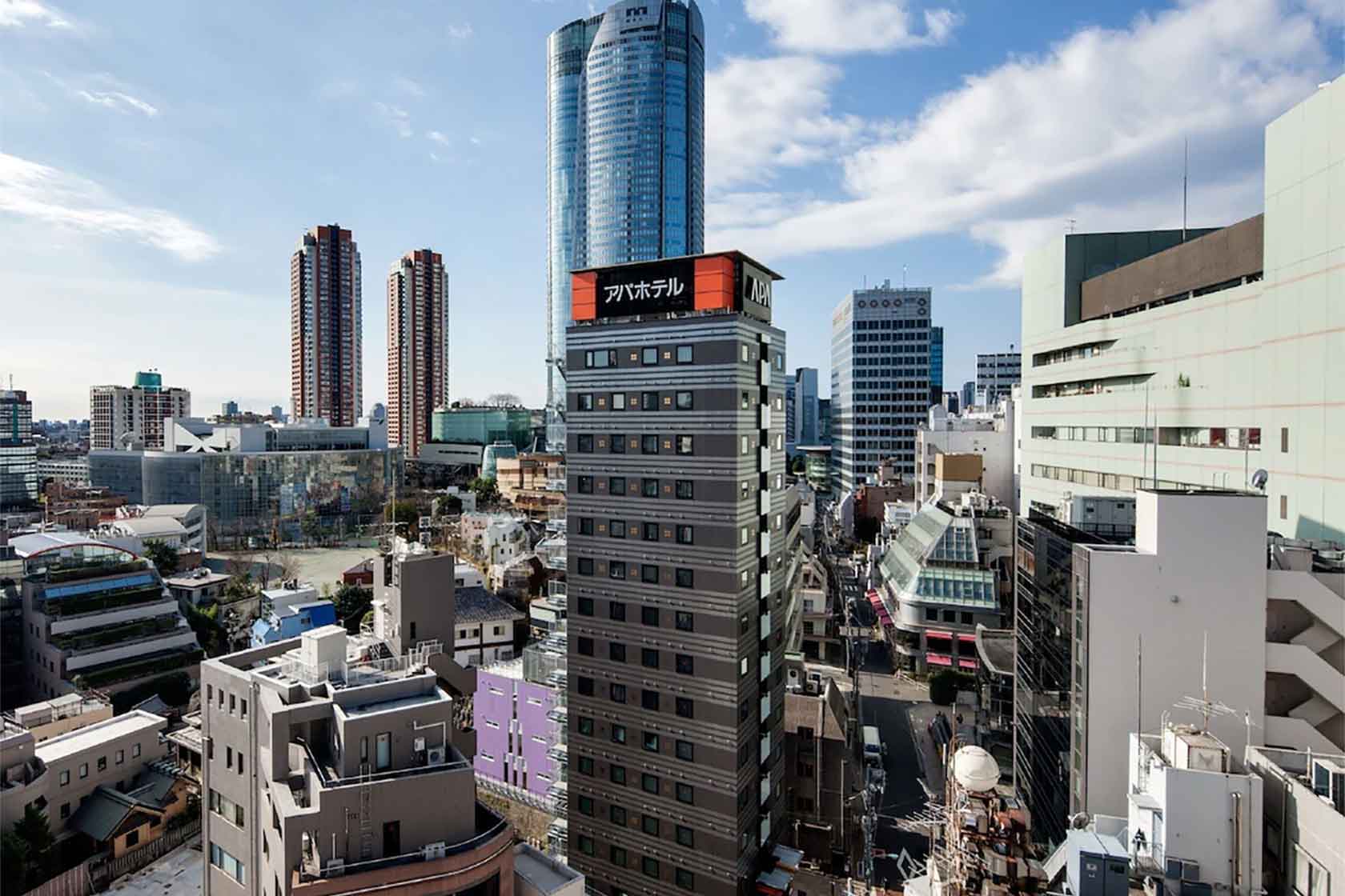 アパホテル＆リゾート〈六本木駅東〉