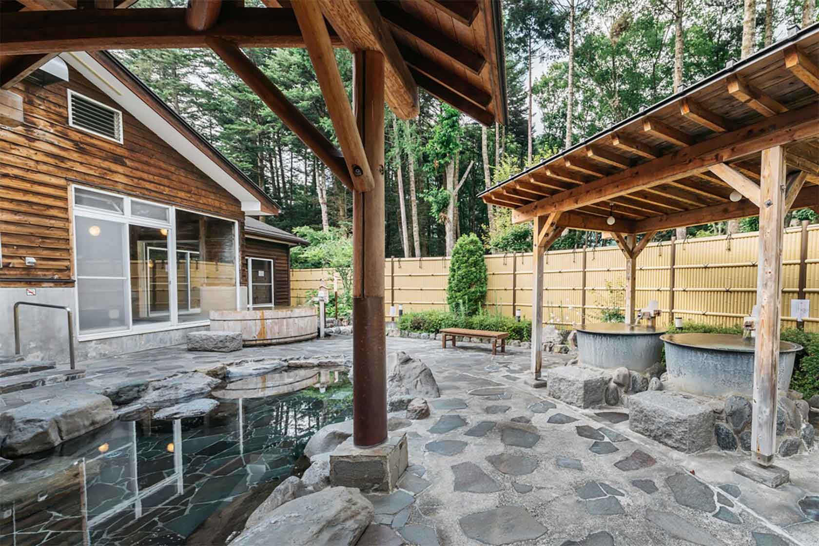 NIPPONIA 小菅 源流の村 崖の家
