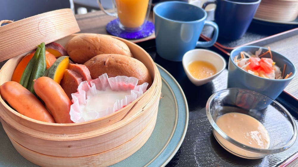 HUNDRED DAYS HOTEL 那覇
