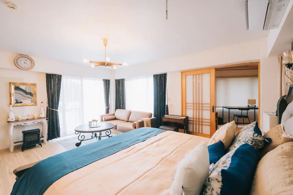 七色の海　MAEDA HILLS 那覇