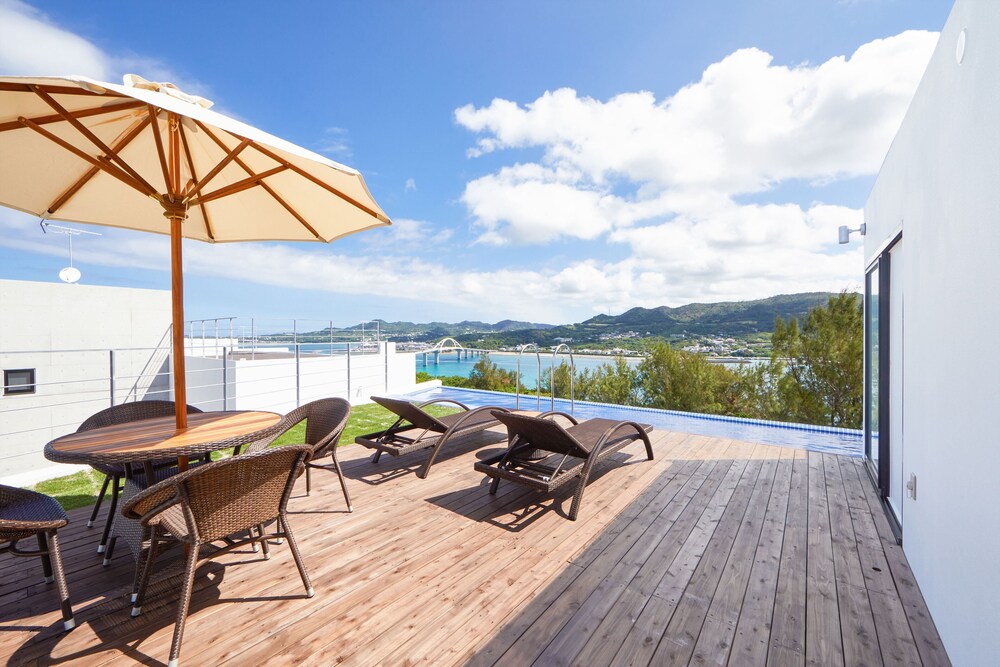 E-HORIZON RESORT PREMIUM 瀬底B 那覇