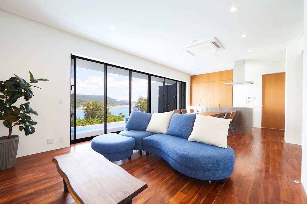 E-HORIZON RESORT PREMIUM 瀬底D 那覇