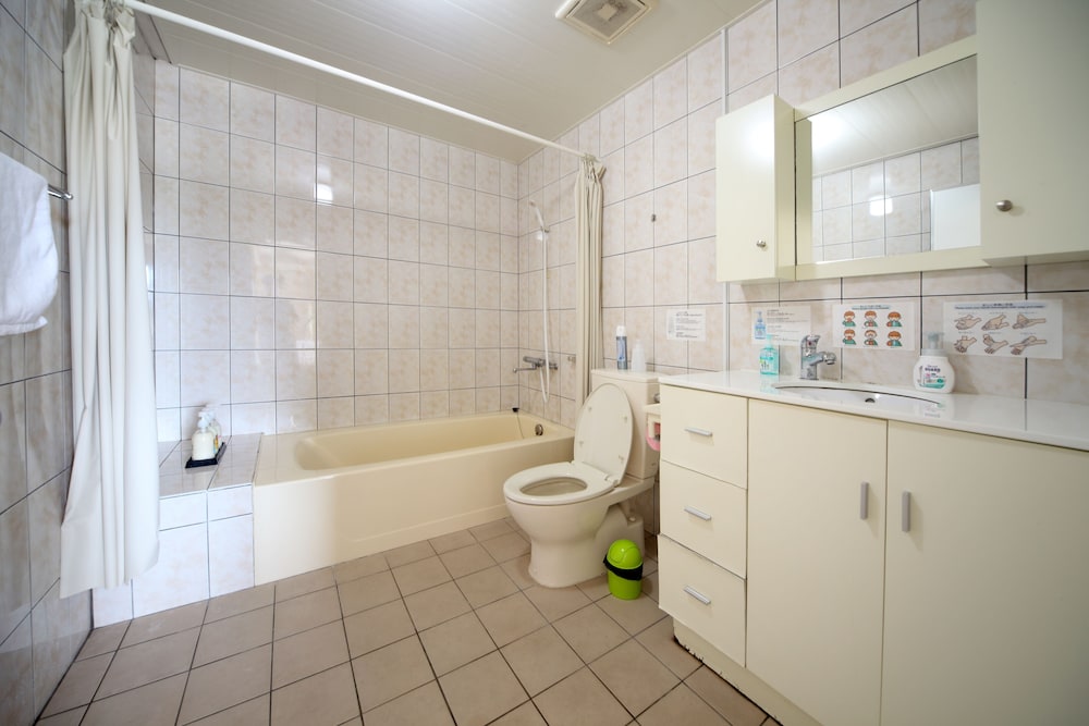 GREEN GARDEN HILLS 3F-1 那覇