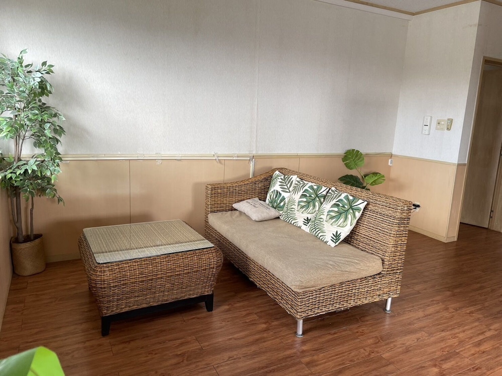 GREEN GARDEN HILLS 3F-1 那覇