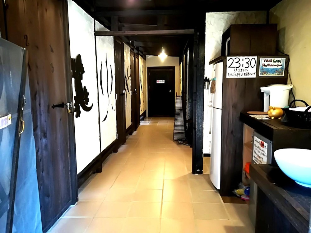 竹富島ゲストハウス & ジュテーム 那覇