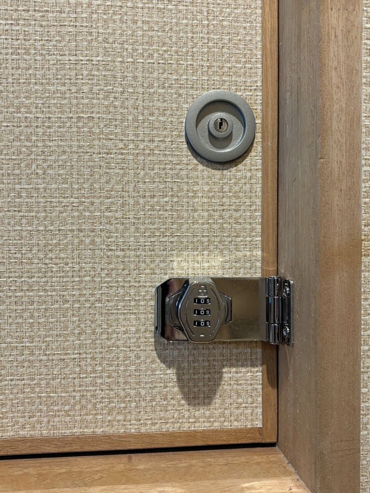 ゲストハウス ココデ 那覇
