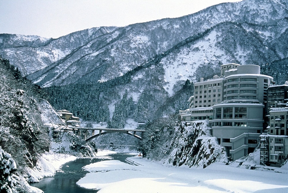 延対寺荘 富山