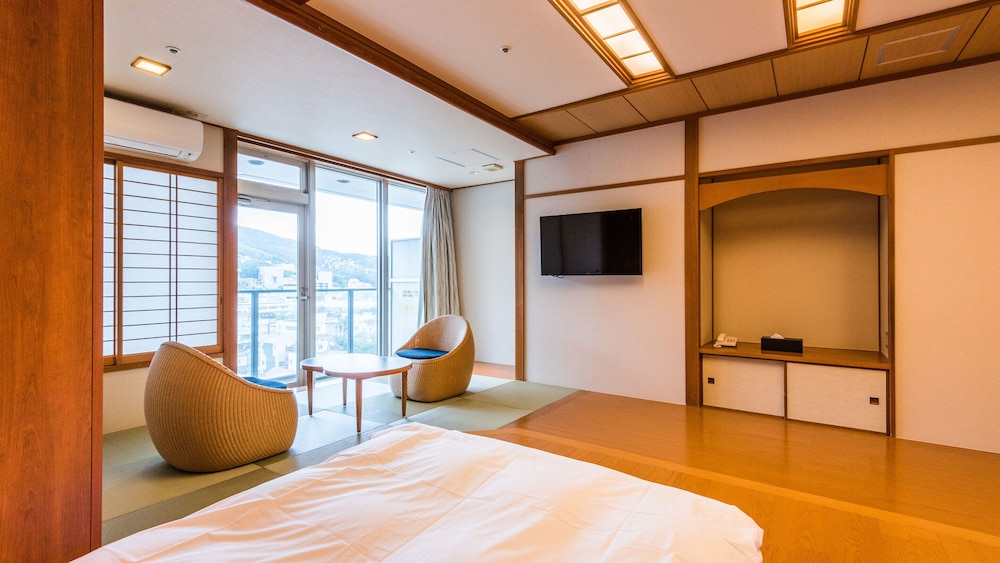 大江戸温泉物語PREMIUM 伊東ホテルニュー岡部 東伊豆